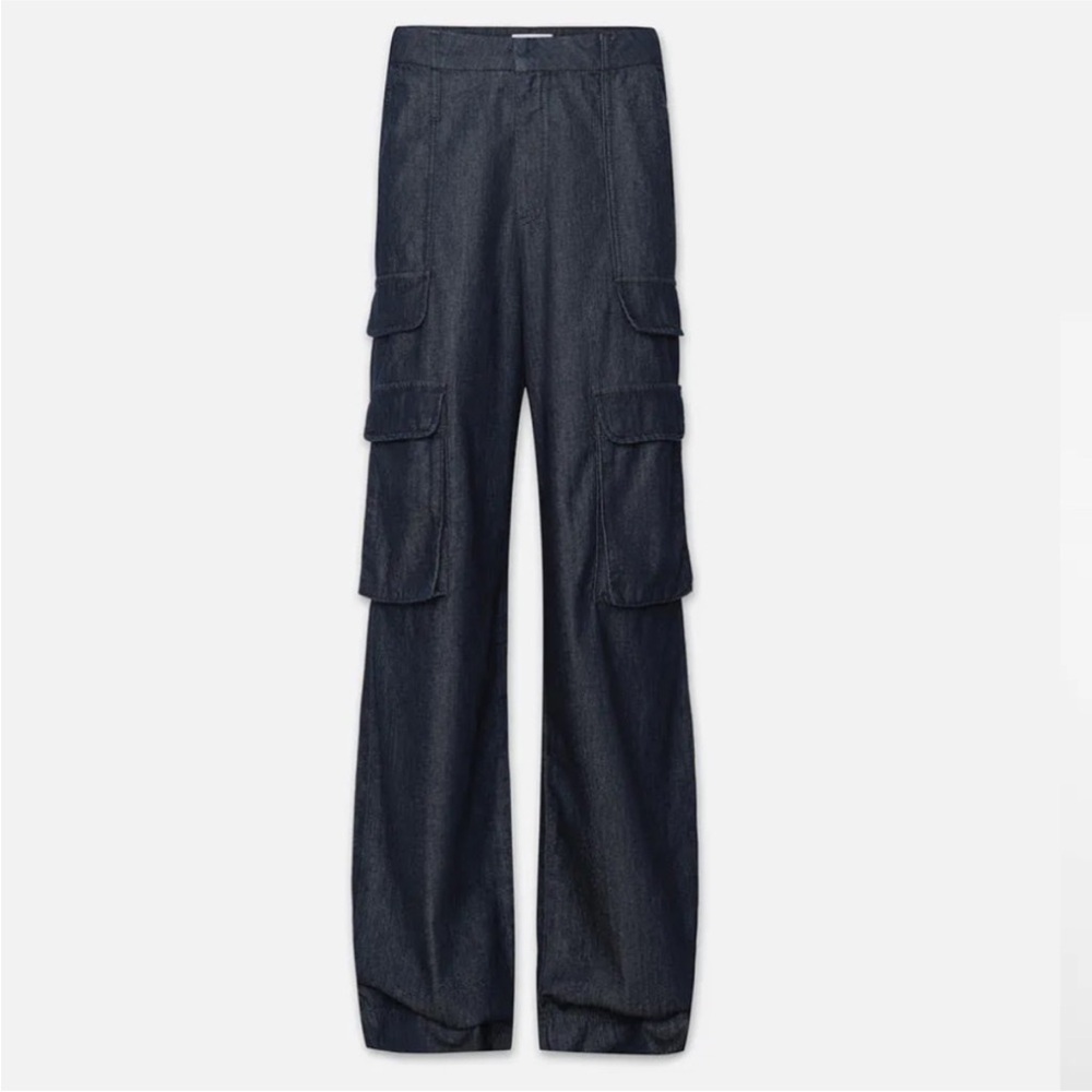 Frame Denim Relaxed Straight Cargo Jeans in color Rinse 33